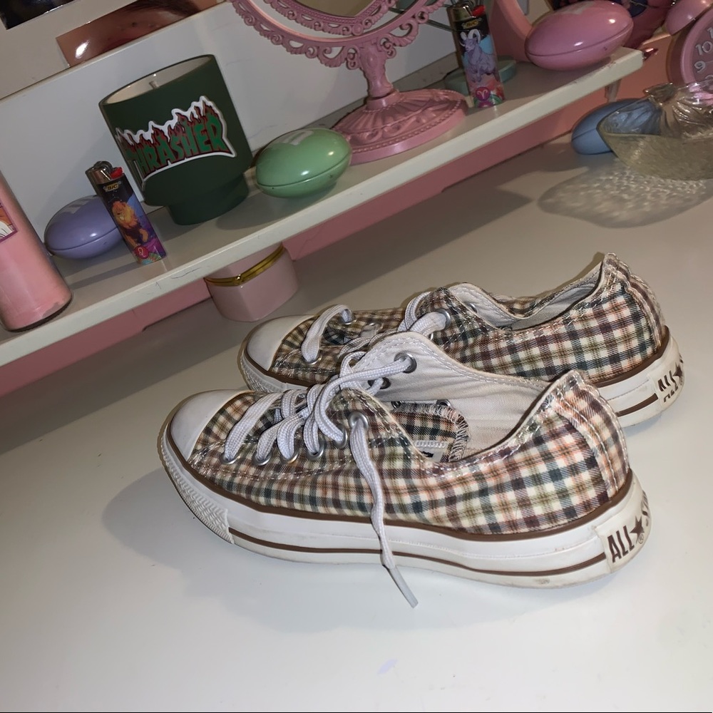 Used plain converse !